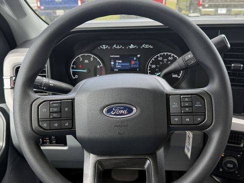 New 2026 Ford F250 XL w/ XL Off-Road Package AWD/4WD image 12