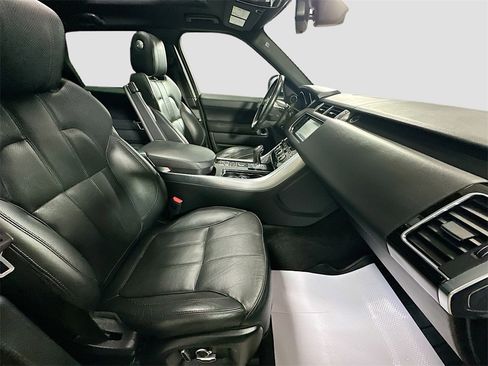 Used 2016 Land Rover Range Rover Sport HSE image 29