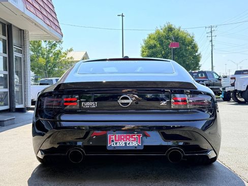 Used 2024 Nissan Z Performance w/ Floor Mat Package RWD image 4