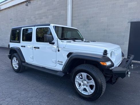 Used 2021 Jeep Wrangler Unlimited Sport image 2