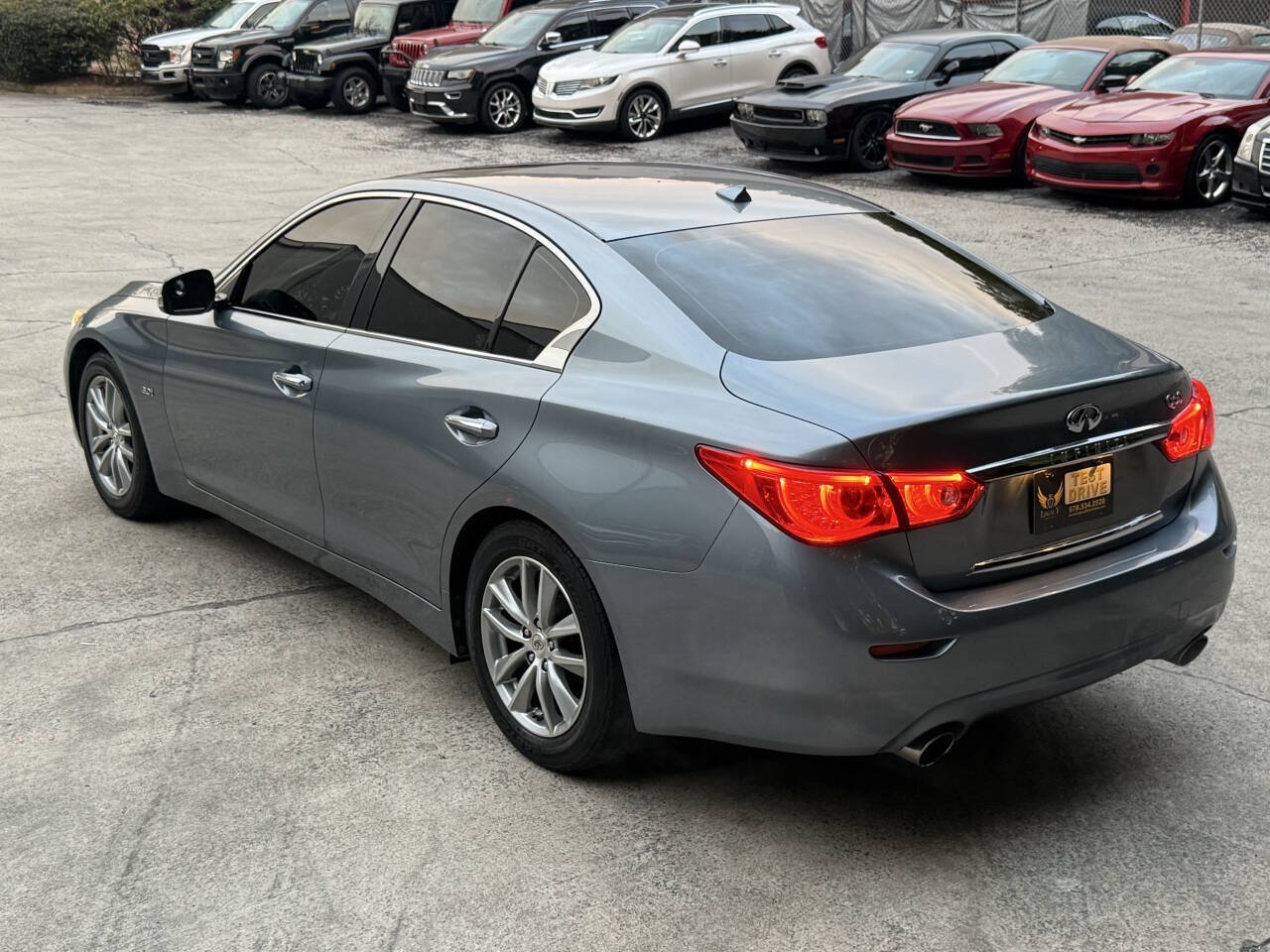 Used 2017 INFINITI Q50 3.0t Premium RWD image 12