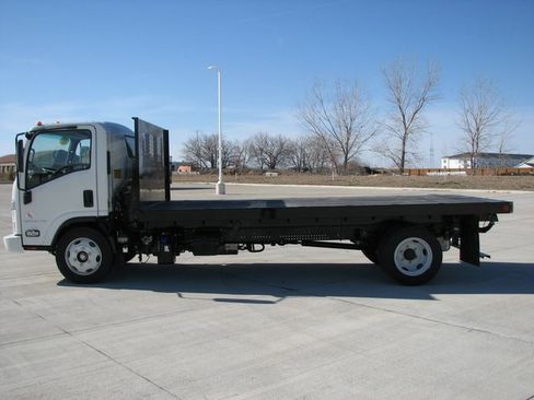 New 2023 Chevrolet Low Cab Forward 5500XD image 8