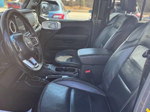 Used 2020 Jeep Gladiator Overland AWD/4WD image 15