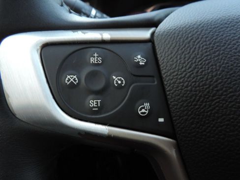 Used 2017 GMC Acadia Denali w/ Technology Package FWD image 28