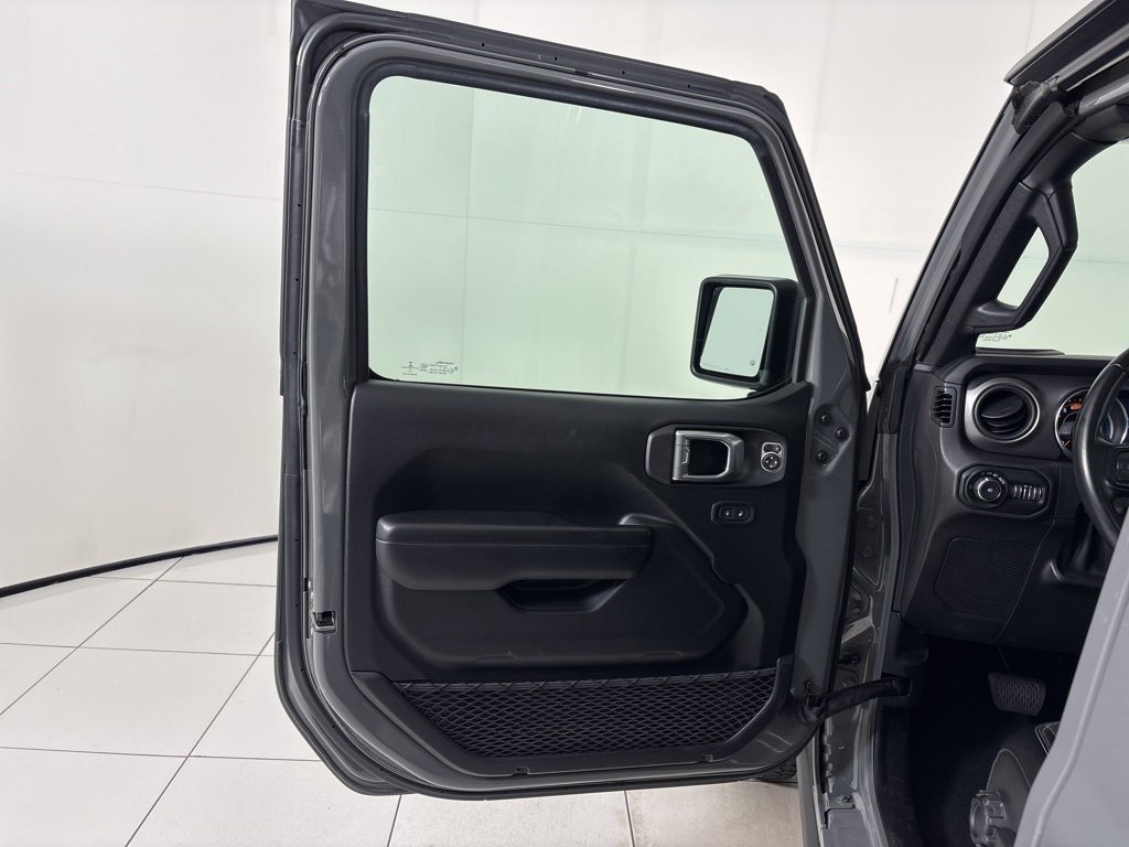 Used 2021 Jeep Wrangler Unlimited Sport AWD/4WD image 18