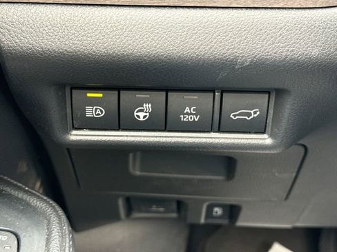 Used 2024 Toyota Grand Highlander Limited image 35