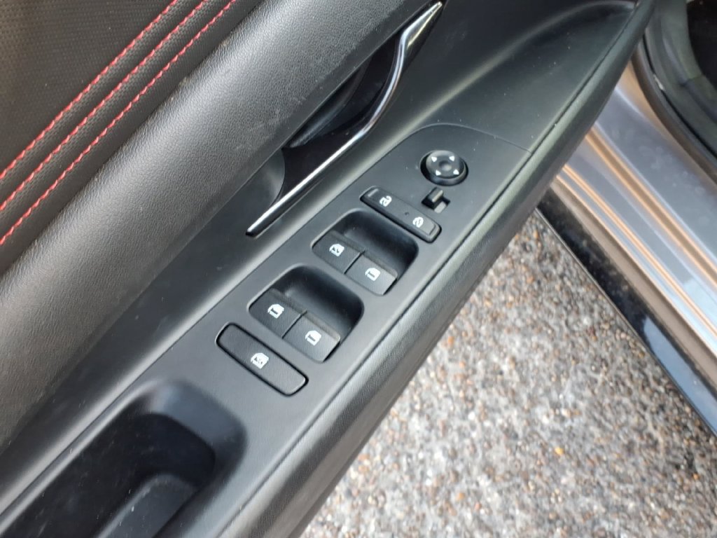 Used 2023 Hyundai Elantra N Line FWD image 11