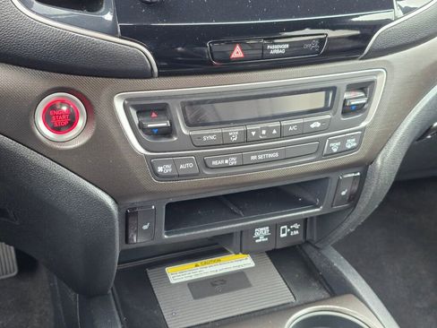 Used 2023 Honda Passport TrailSport image 24