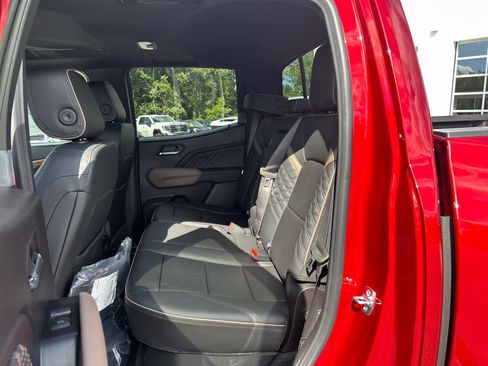 New 2026 GMC Canyon Denali AWD/4WD image 26