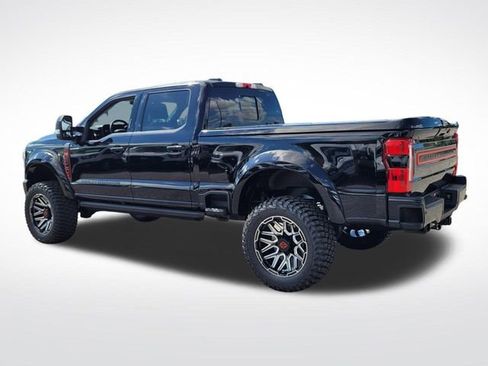 New 2026 Ford F250 Lariat w/ Black Appearance Package image 8