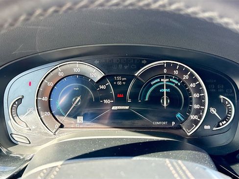 Used 2018 BMW 530e xDrive image 42