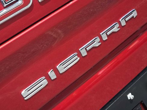 Certified 2024 GMC Sierra 2500 AT4 w/ AT4 Premium Plus Package AWD/4WD image 11