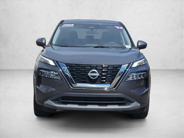 Used 2022 Nissan Rogue SV FWD image 2