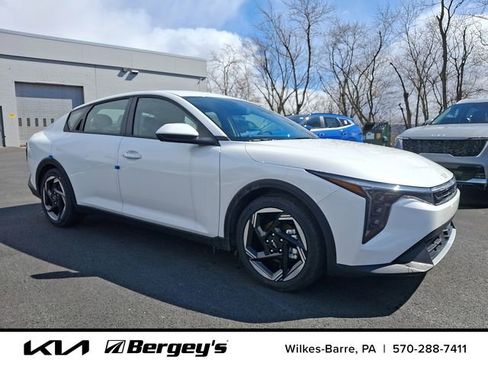 New 2025 Kia K4 EX image 2