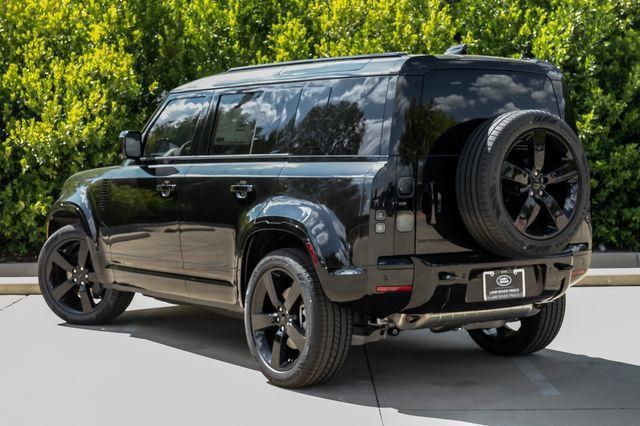 New 2026 Land Rover Defender 110 X-Dynamic SE AWD/4WD image 13
