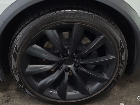Used 2019 Tesla Model X Long Range AWD/4WD image 4