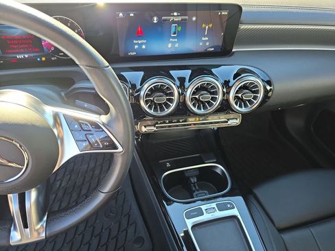 Used 2024 Mercedes-Benz CLA 250 4MATIC image 30