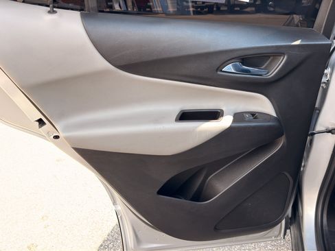 Used 2019 Chevrolet Equinox LS w/ LPO, Cargo Package AWD/4WD image 13