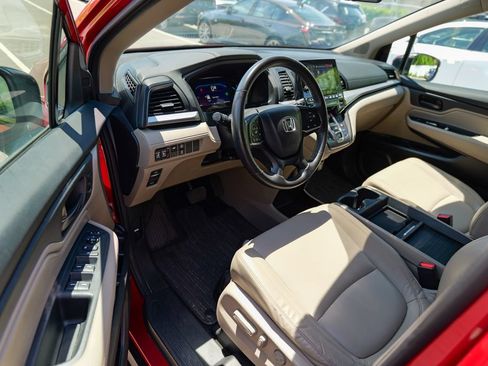 Used 2023 Honda Odyssey EX-L image 16