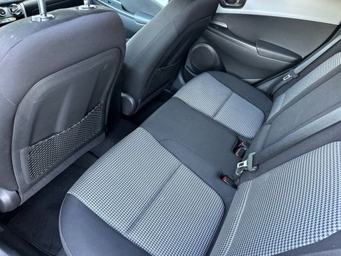 Used 2020 Hyundai Kona SEL AWD/4WD image 11