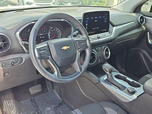 Used 2023 Chevrolet Blazer LT FWD image 15