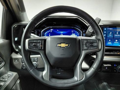 Used 2024 Chevrolet Silverado 2500 LTZ w/ LTZ Convenience Package AWD/4WD image 38