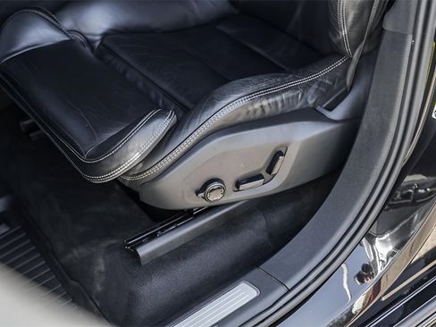 Used 2017 Volvo XC90 T6 Momentum w/ Vision Package image 10