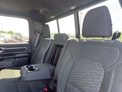 Used 2025 RAM 1500 Big Horn AWD/4WD image 34