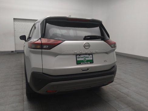 Used 2023 Nissan Rogue SV FWD image 6