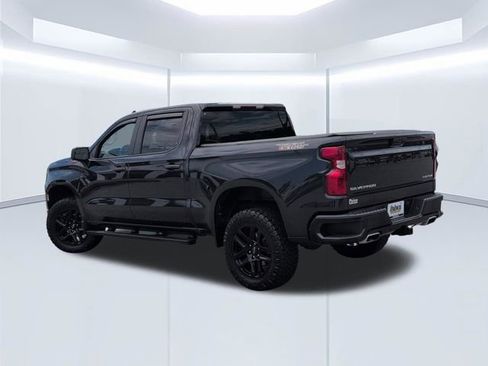 Used 2022 Chevrolet Silverado 1500 Custom Trail Boss AWD/4WD image 11