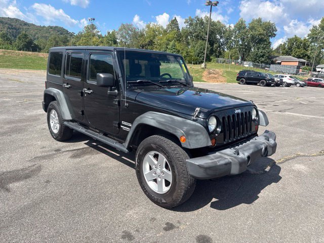 Used 2012 Jeep Wrangler Unlimited Sport AWD/4WD image 2