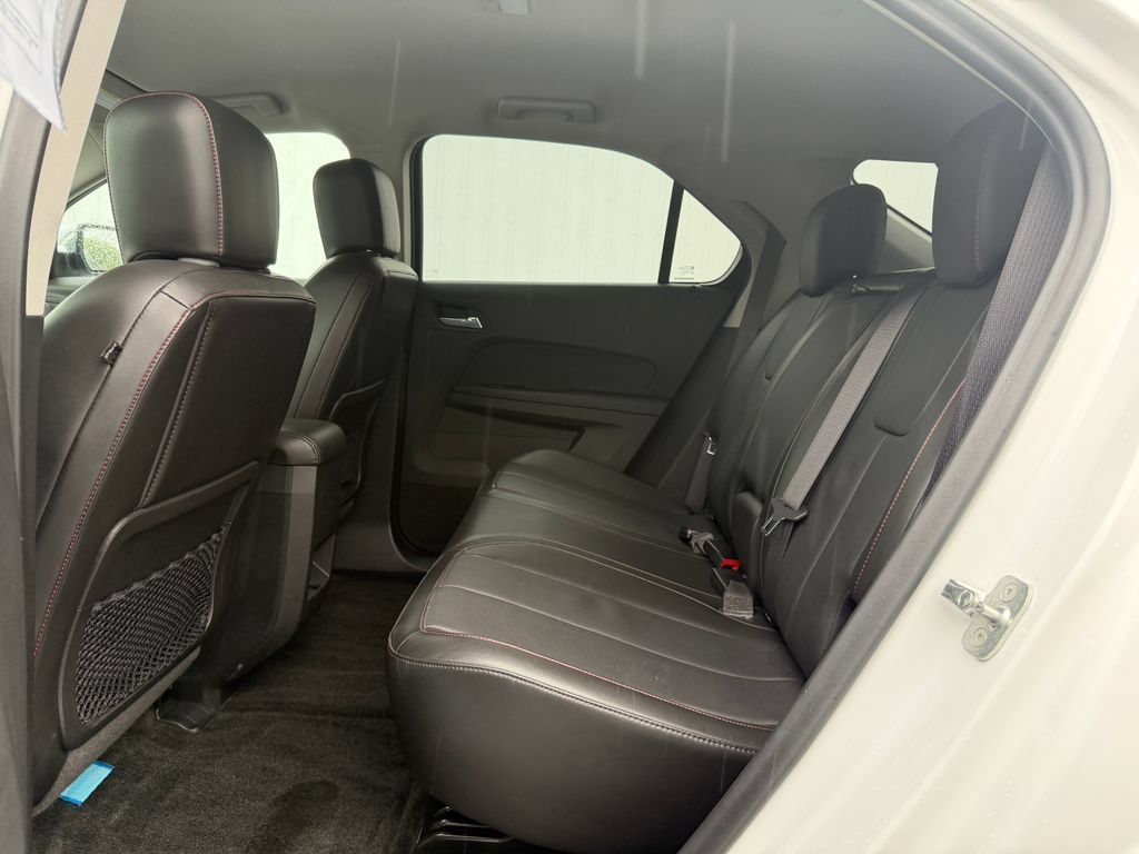 Used 2017 Chevrolet Equinox Premier FWD image 31