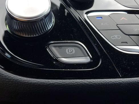 New 2026 Chrysler Pacifica Select FWD image 28