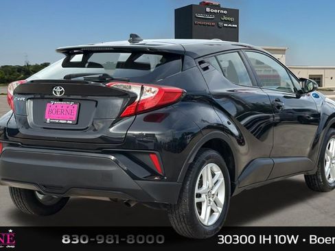 Used 2021 Toyota C-HR LE FWD image 3
