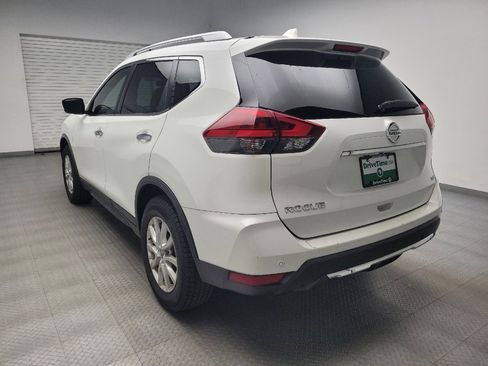 Used 2020 Nissan Rogue SV FWD image 5