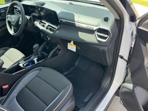 New 2026 Chevrolet TrailBlazer LS w/ LS Convenience Package FWD image 28