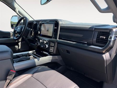 New 2025 Ford F250 Lariat w/ Lariat Ultimate Package image 10
