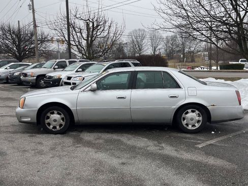 Used 2002 Cadillac De Ville FWD image 10