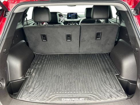 Used 2023 Chevrolet Blazer LT FWD image 18