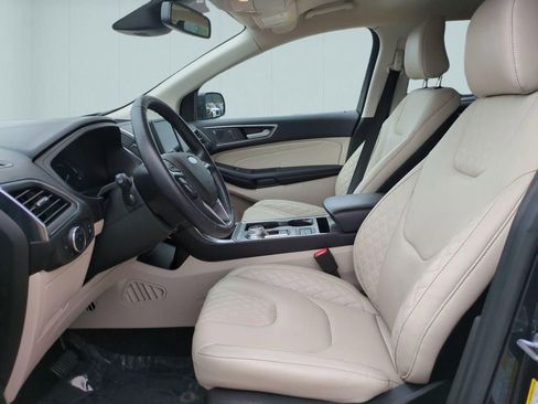 Used 2023 Ford Edge Titanium AWD/4WD image 12