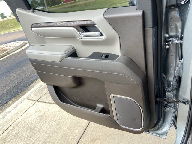 Used 2026 GMC Sierra 1500 SLT AWD/4WD image 47
