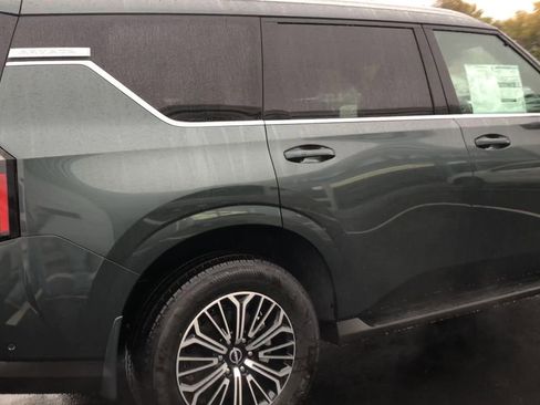 New 2026 Nissan Armada SL w/ Captain's Chari Seat Package image 8