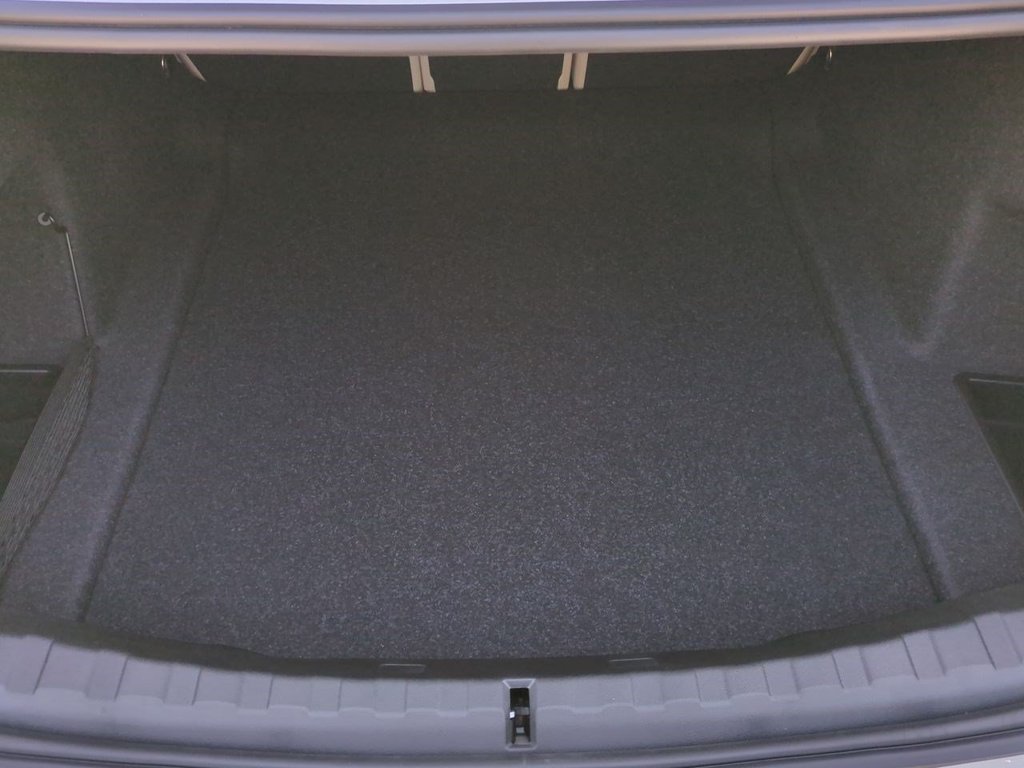 New 2026 BMW 330i Sedan w/ Convenience Package RWD image 13