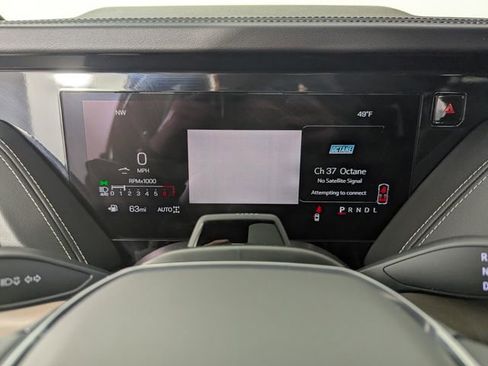 Used 2025 GMC Yukon Denali Ultimate AWD/4WD image 17