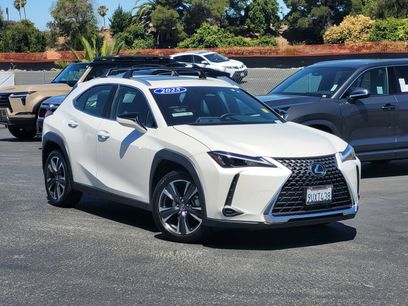 Certified 2025 Lexus UX 300h FWD w/ Accessory Package (Z2)