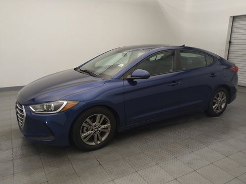 Used 2018 Hyundai Elantra SEL image 2