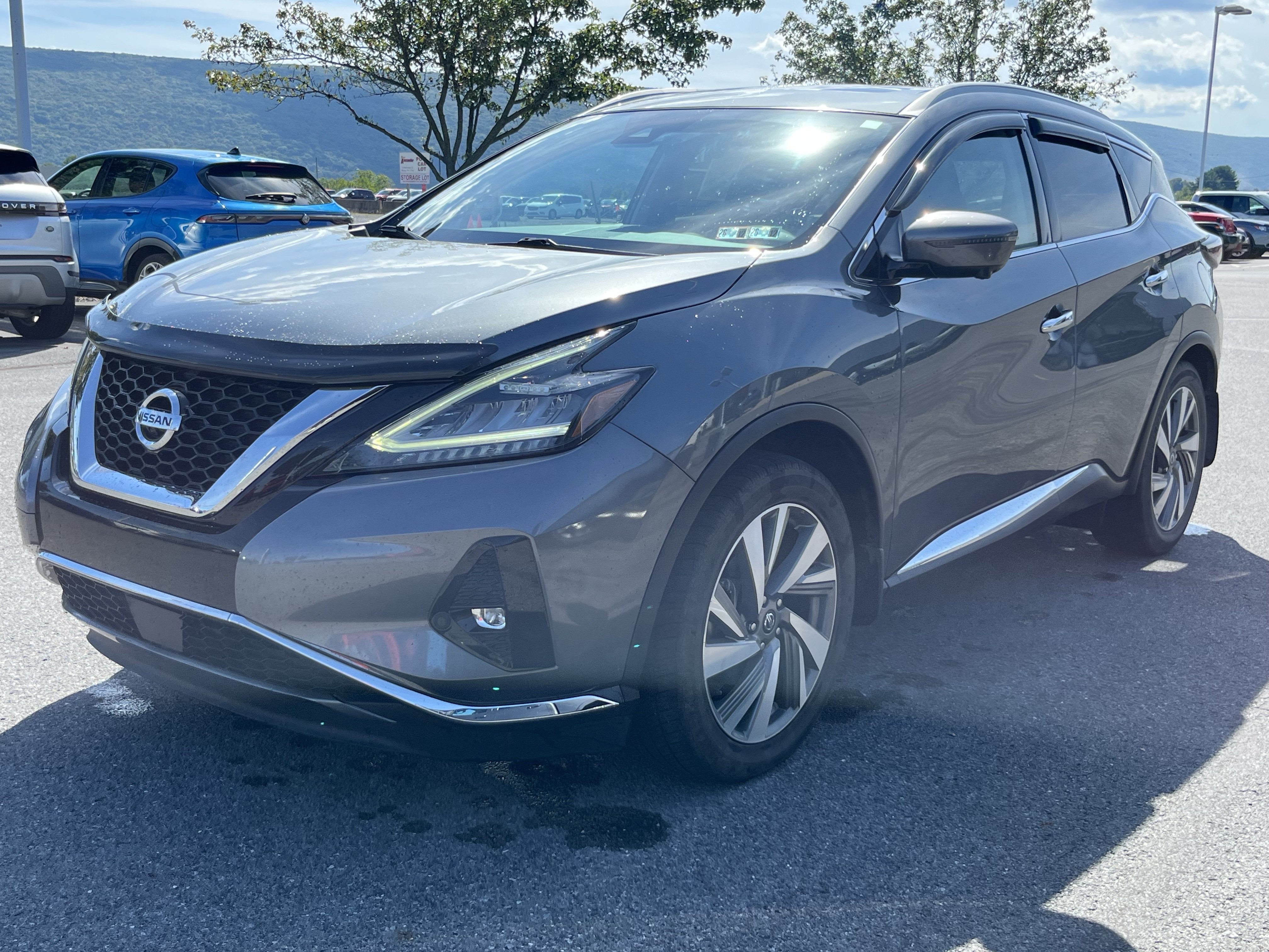 Used 2020 Nissan Murano SL w/ Moonroof Package AWD/4WD image 12