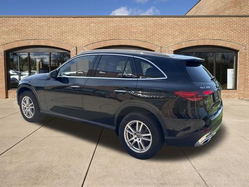 Used 2023 Mercedes-Benz GLC 300 4MATIC image 6