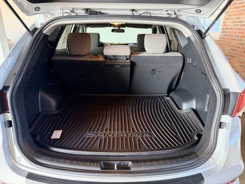 Used 2017 Hyundai Santa Fe Sport image 9