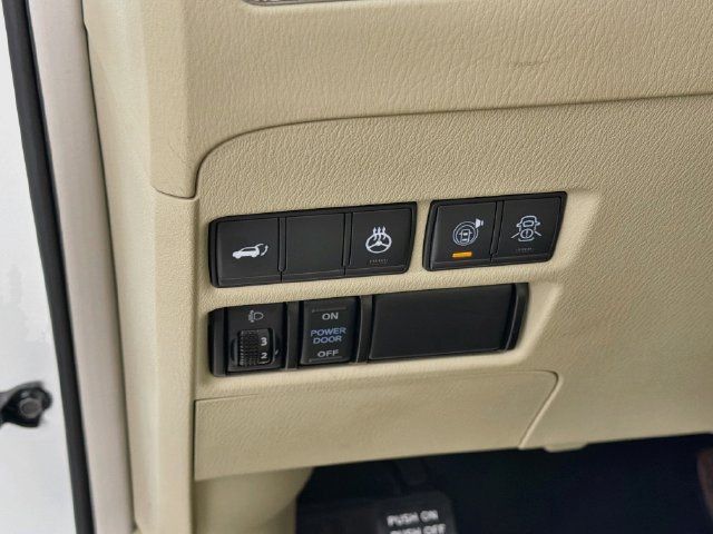 Used 2021 INFINITI QX80 Luxe w/ All-Season Package RWD image 12